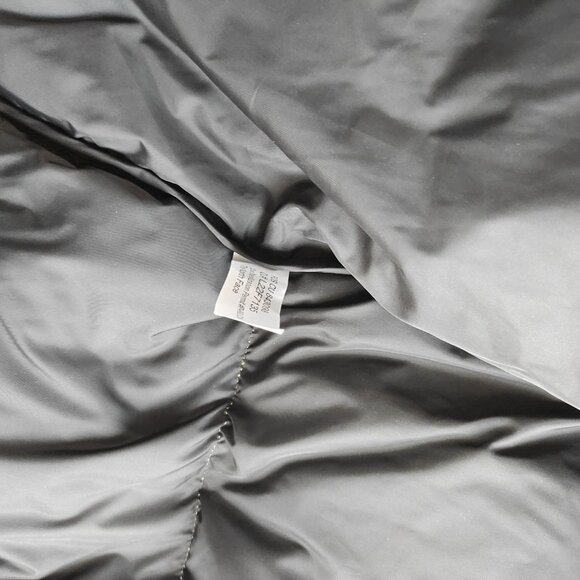 The North Face 1996 Retro Nuptse Jacket 'Summit Gold - Picture 11 of 11